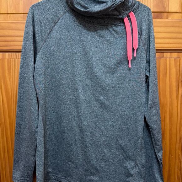 Layer 8 Performance Accessories - Super Cute Athletic Sweater Layer 8 Performance Grey and Pink Size L